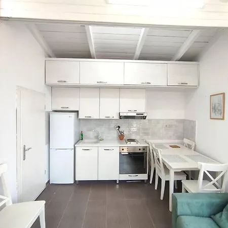Loft 2double Bed Stylish Apartment Tirana